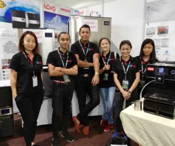 2018_Coffee_n_Tea_Expo_Koyo_photo_01 Koyo Team - Coffee Machine